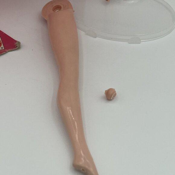 Angel Face Barbie 1982 #5640 Victorian Dress – Parts or Restoration - Picture 5 of 16